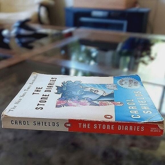 Vtg 90s Book | The Stone Diaries by Carol Shields - Picture 5 of 11